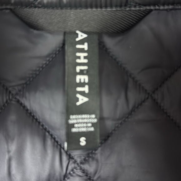 Athleta Womens Whisper Featherless Vest Black Quilted Water Repellent Puffer - Picture 7 of 11